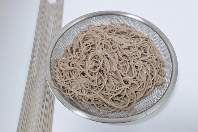 長ーい蕎麦 会津製麺工業の珍そば