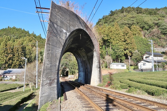 静岡県の面白い地名&駅名 地名駅 日本一短いトンネル