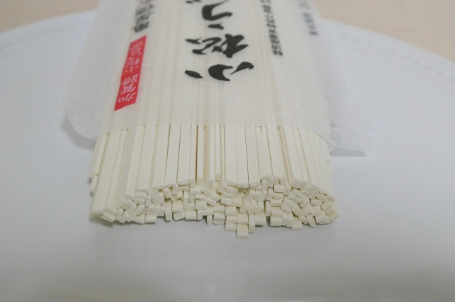 石川県のご当地うどん 小松うどん 小松うどん今昔(乾麺)