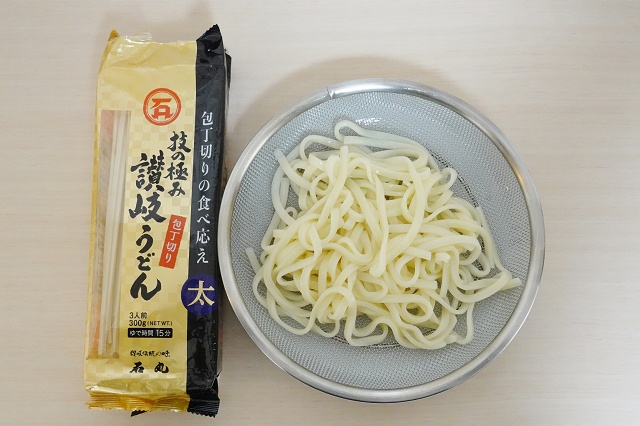 香川県のご当地うどん 技の極み 讃岐うどん包丁切り 石丸製麺