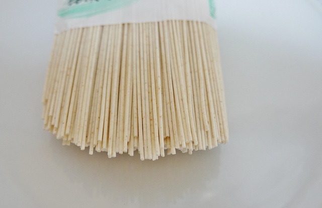 神奈川県のご当地麺 金子製麺 全粒粉そうめん