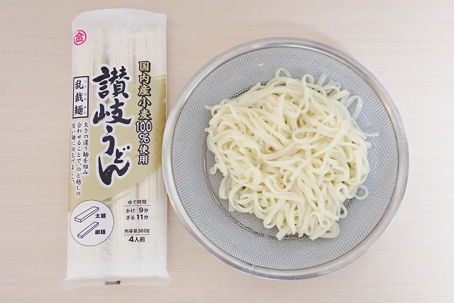 香川県のご当地うどん マルキン 讃岐うどん乱裁麺