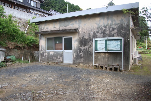 愛媛県の面白い地名 土居仲 土居仲集会所