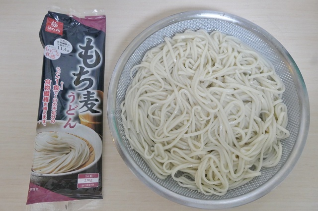 山梨のご当地うどん もち麦うどん はくばく
