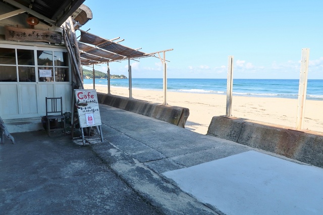 島根県の面白い地名 馬路 琴ヶ浜海岸のカフェ