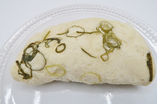 熊本のご当地パン ネギパン