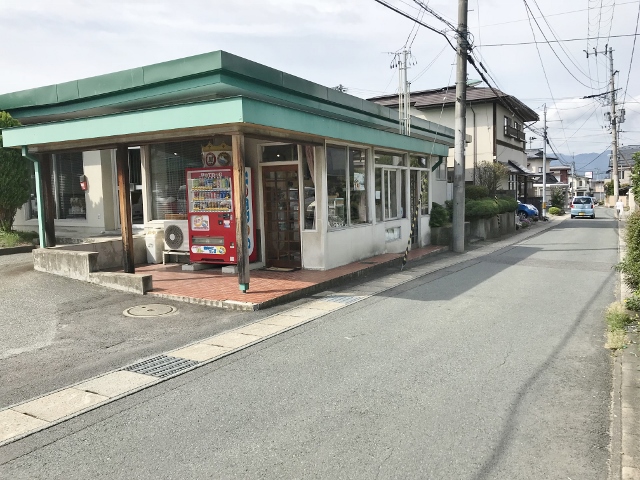ライオンパン宝生堂 直売所 山形
