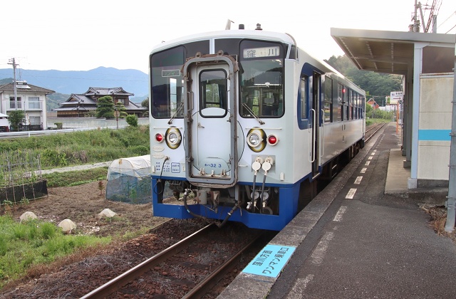 JR四国 新幹線を模した車両 鉄道ホビートレイン