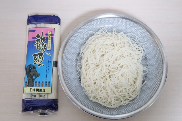 沖縄県のご当地麺 沖縄手延べそうめん龍頭 沖縄製粉