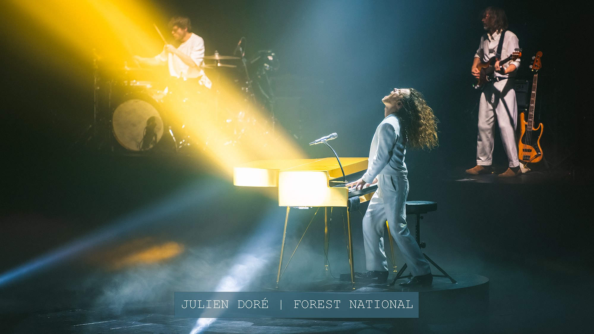 Julien Doré • Forest National