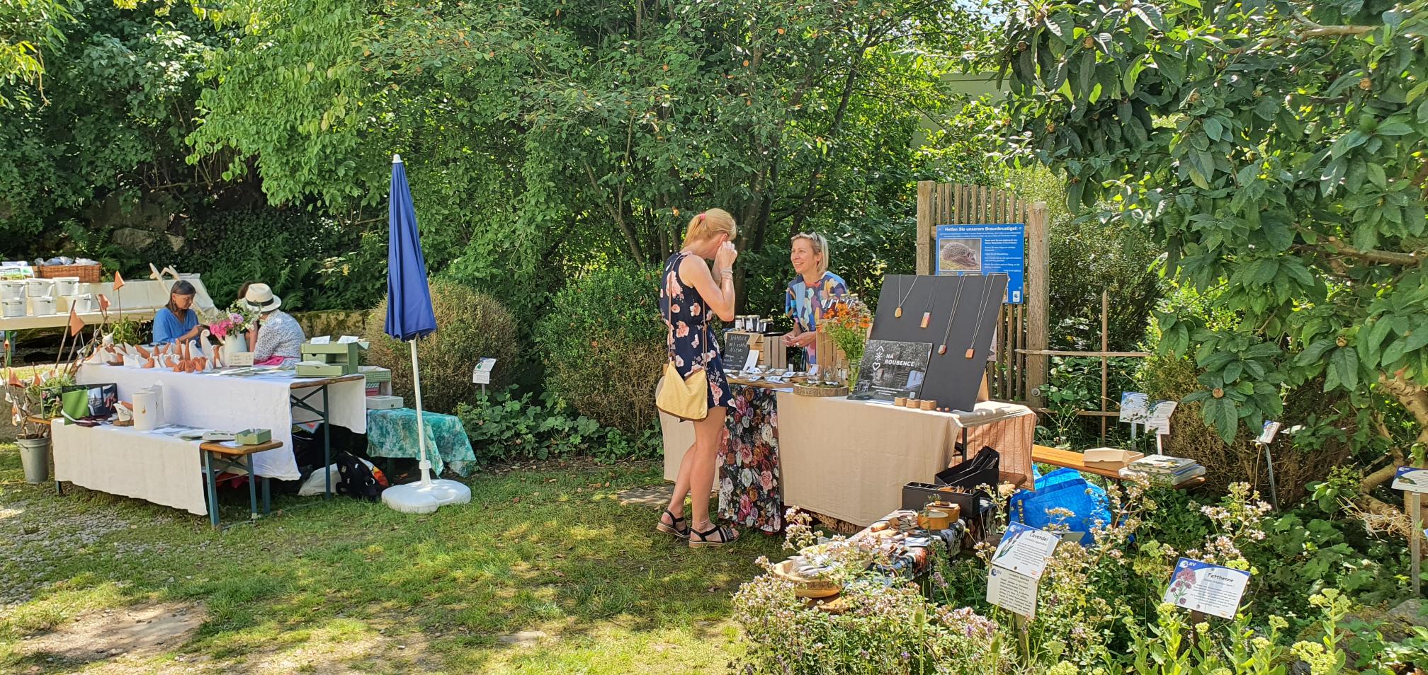 Stand im Vorgarten