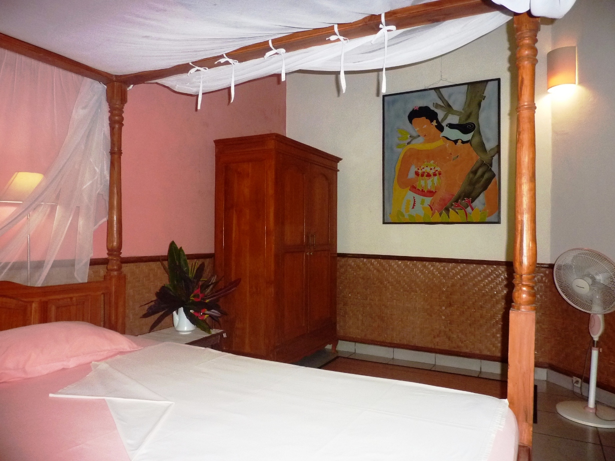 The 2nd room with king size bed