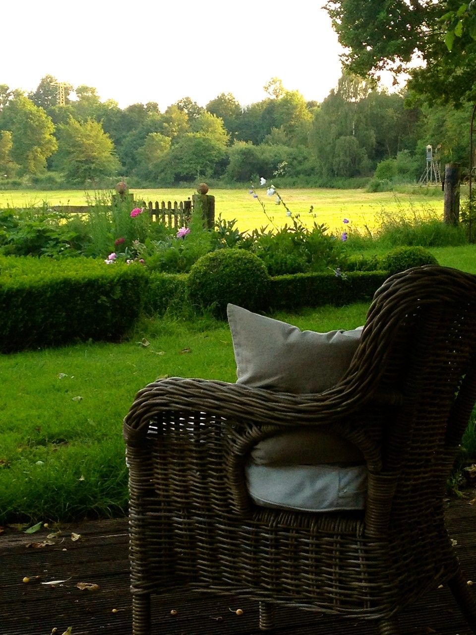 Ein Juni-Abend im Mühlengarten