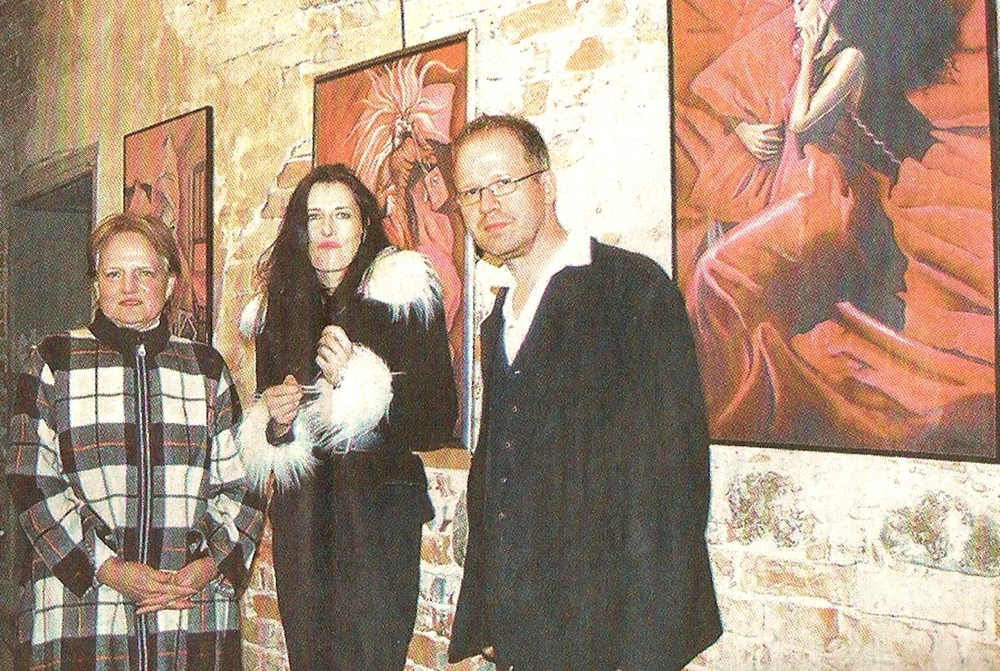 Ausstellung in Penkun 2002 (von links Ingrid Nolte Dill, Astrid Leest und Andreas Wieland) 