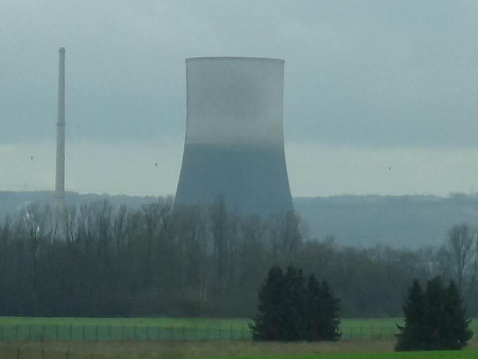 Ein ausser Betrieb genommenes Atomkraftwerk.