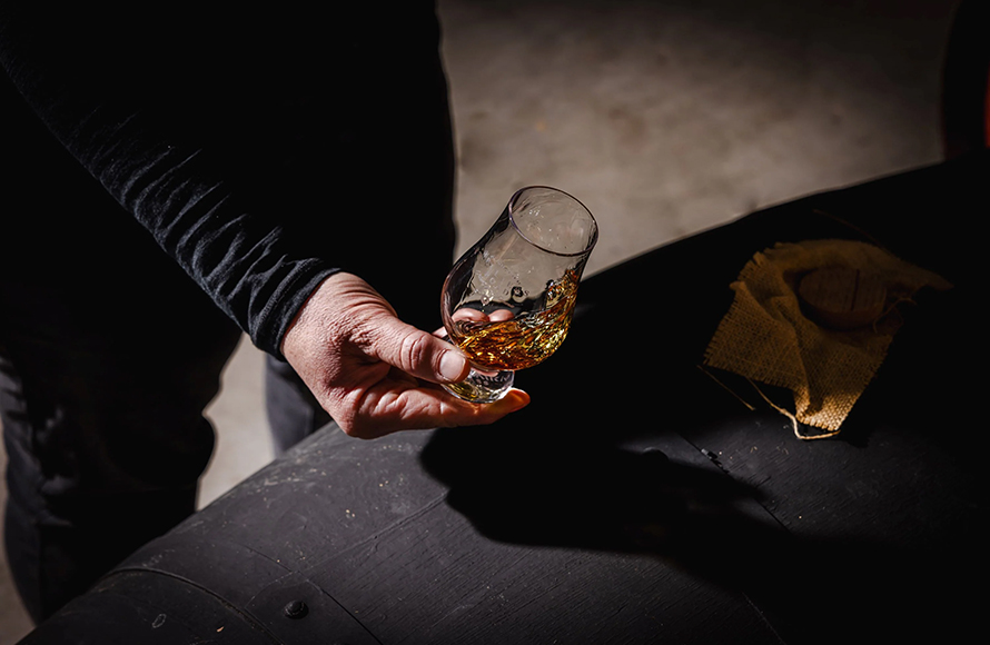 HELLYERS ROAD DISTILLERY ヘリヤーズ ロード ディスティラリー