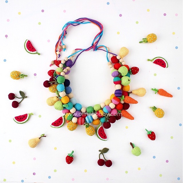 Olinohoby: вязаные бусы с фруктами, слингобусы. Crochet necklaces, nursing necklaces