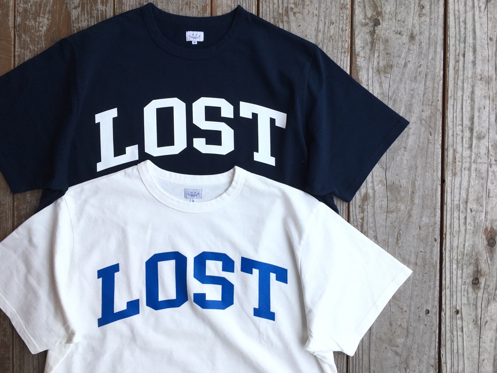 【海外 正規品】 LOOSE TEE（COLLEGE shop newtype SKY - FONT） トップス
