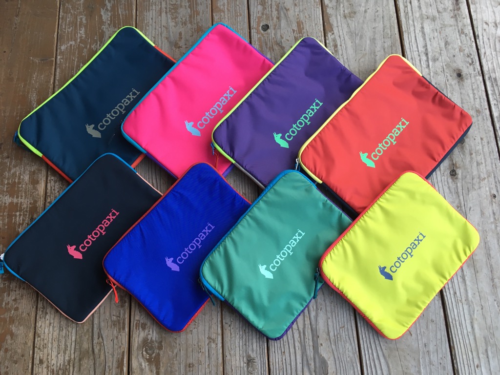 LAPTOP SLEEVES - SKY newtype shop
