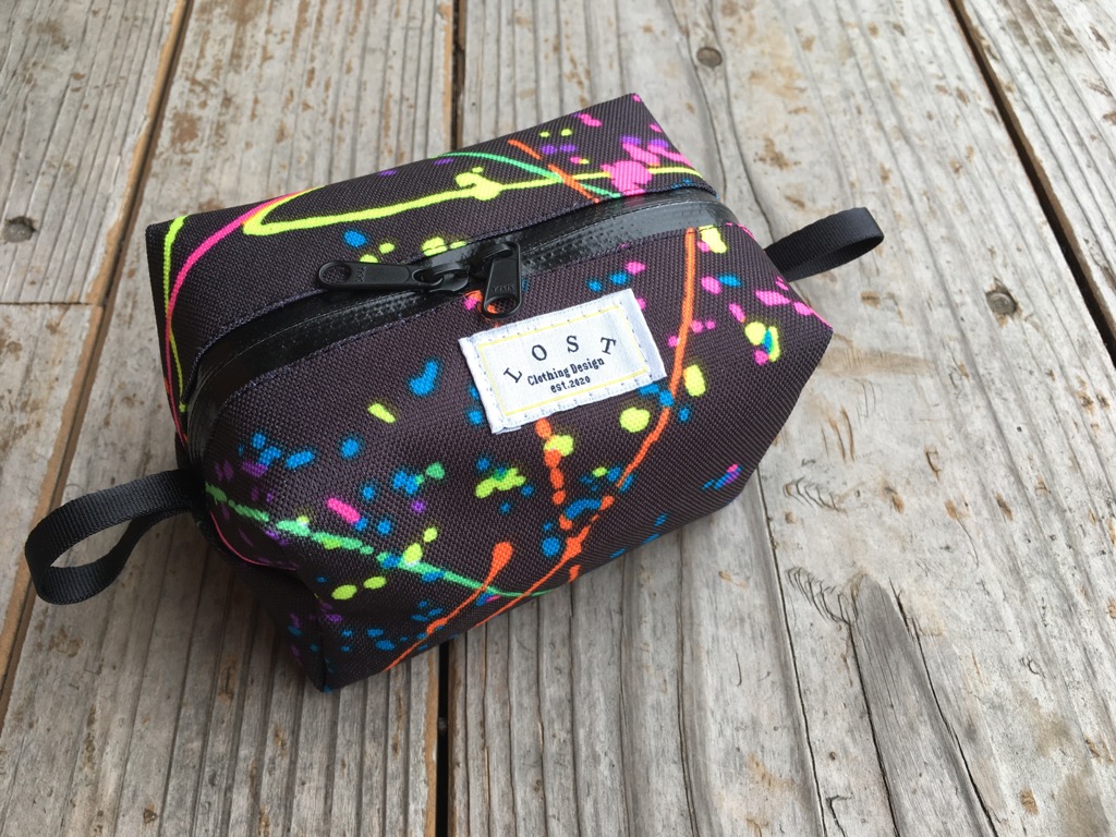 商品追加値下げ在庫復活 LOST CLOTHING DESIGN HOUZ SACK ケース3点