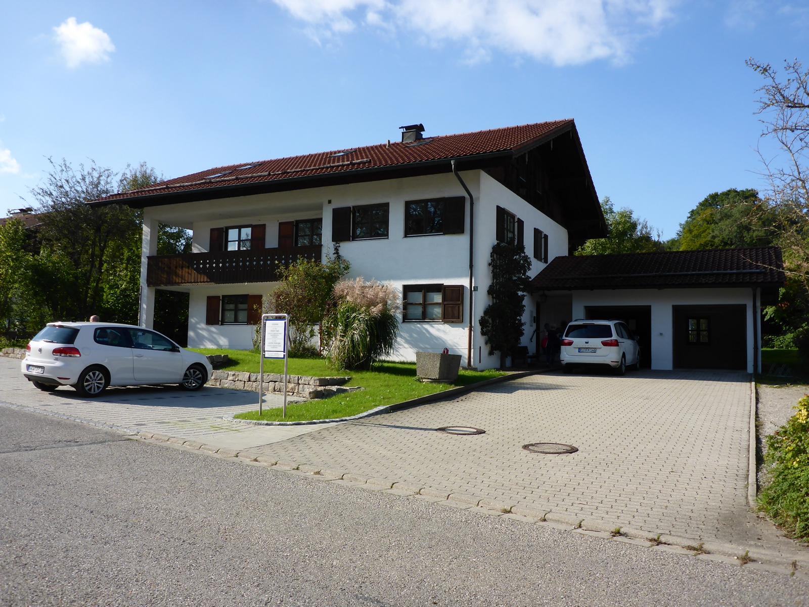 Unsere Praxis von der Straßenansicht