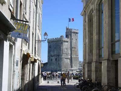 rue deu Port, Tour St Nicolas