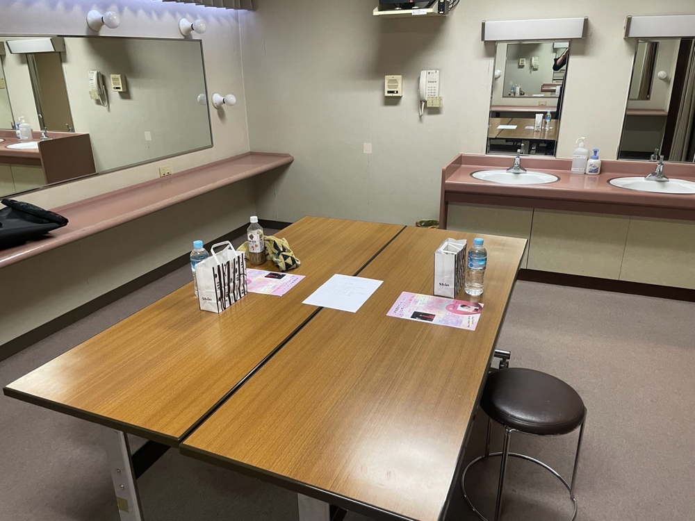 広い楽屋は嬉しい。。。