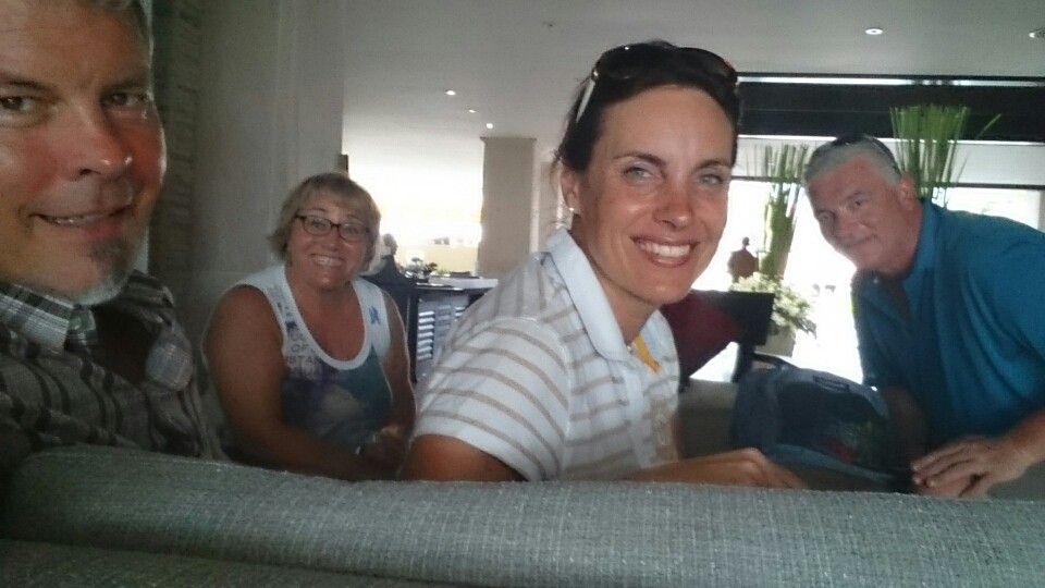 So jetzt geht es gleich vom Hotel zum Flug nach Bangkok. 