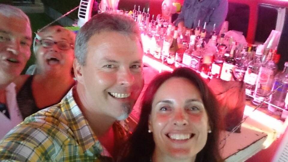 ...und nachdem wir durch DIE Strasse gezogen waren brauchten wir noch einen kleinen zum runterspülen😀