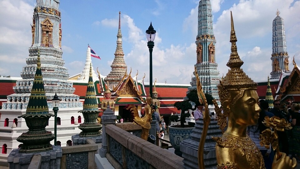 ... die Anlage ist so Bildgewaltig das muss man gesehen haben...