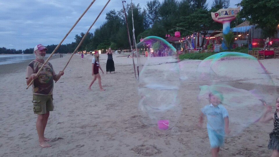 ...jetzt zurück zum Hotel und fürs Essen hübschen...mal sehen was es gibt....