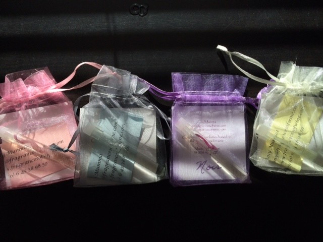 仏プロバンスのワイナリー経営者&調香師が作製したFragrance of Winesのサンプル