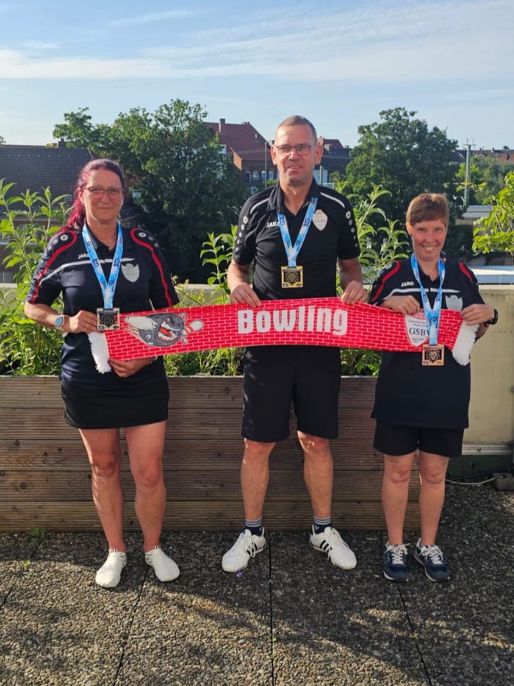 Daniela Klapper holte die Bronzemedaille bei den Damen, Marion Hecht silber bei Seniorinnen. Das Team der Herren schaffte erstmalig als Team die Bronzemedaille!