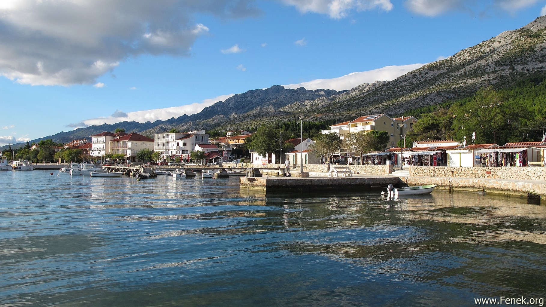 Bojin Kuk vom Hafen in Starigrad gesehen....