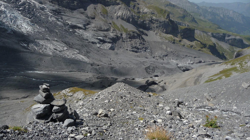 Gletschertor am Gamchigletscher