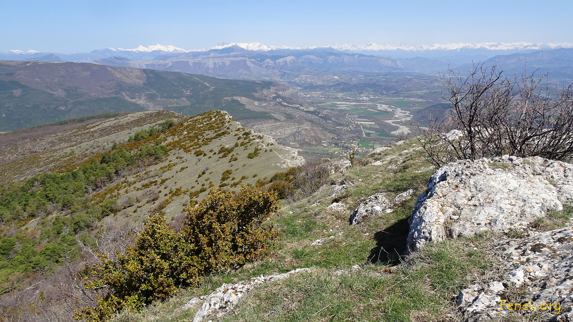 Blick vom Gipfel über die begangene Route