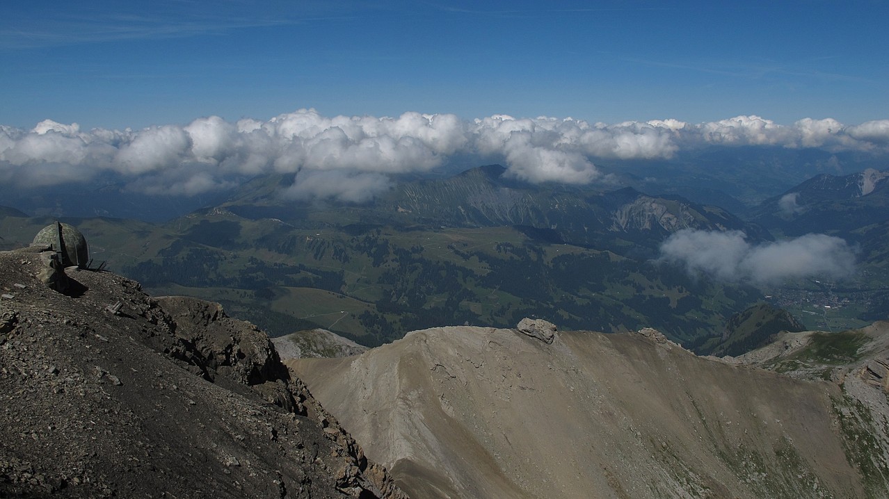 unten der Brocken - Gipfelkopf vom Tierberggrat