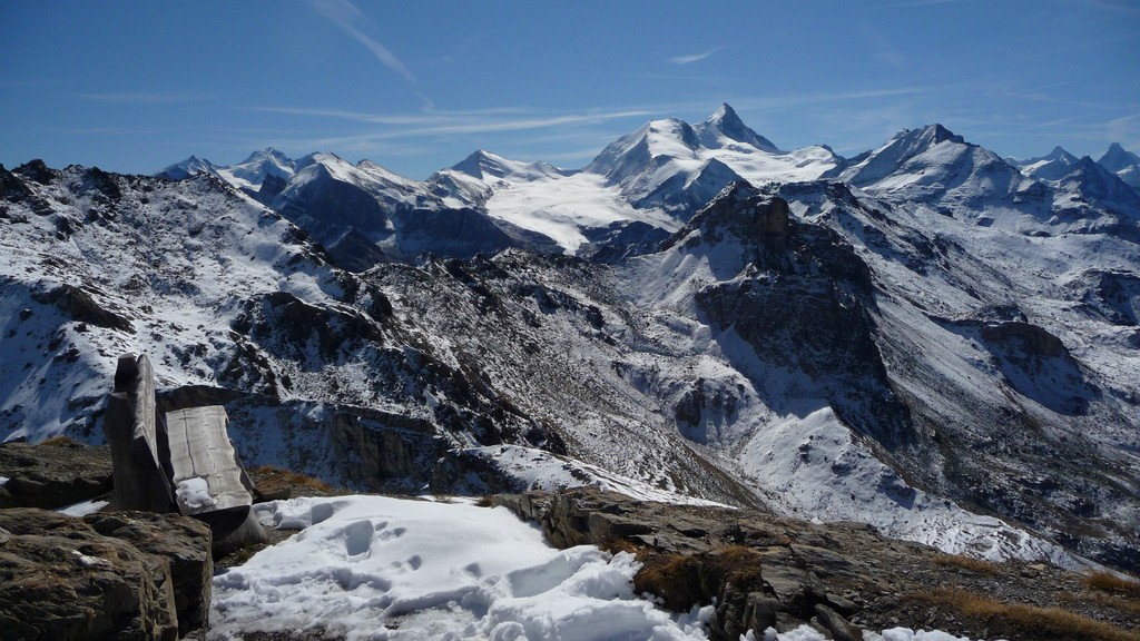 und hier Walliserprominenz - das Weisshorn überragt alle!