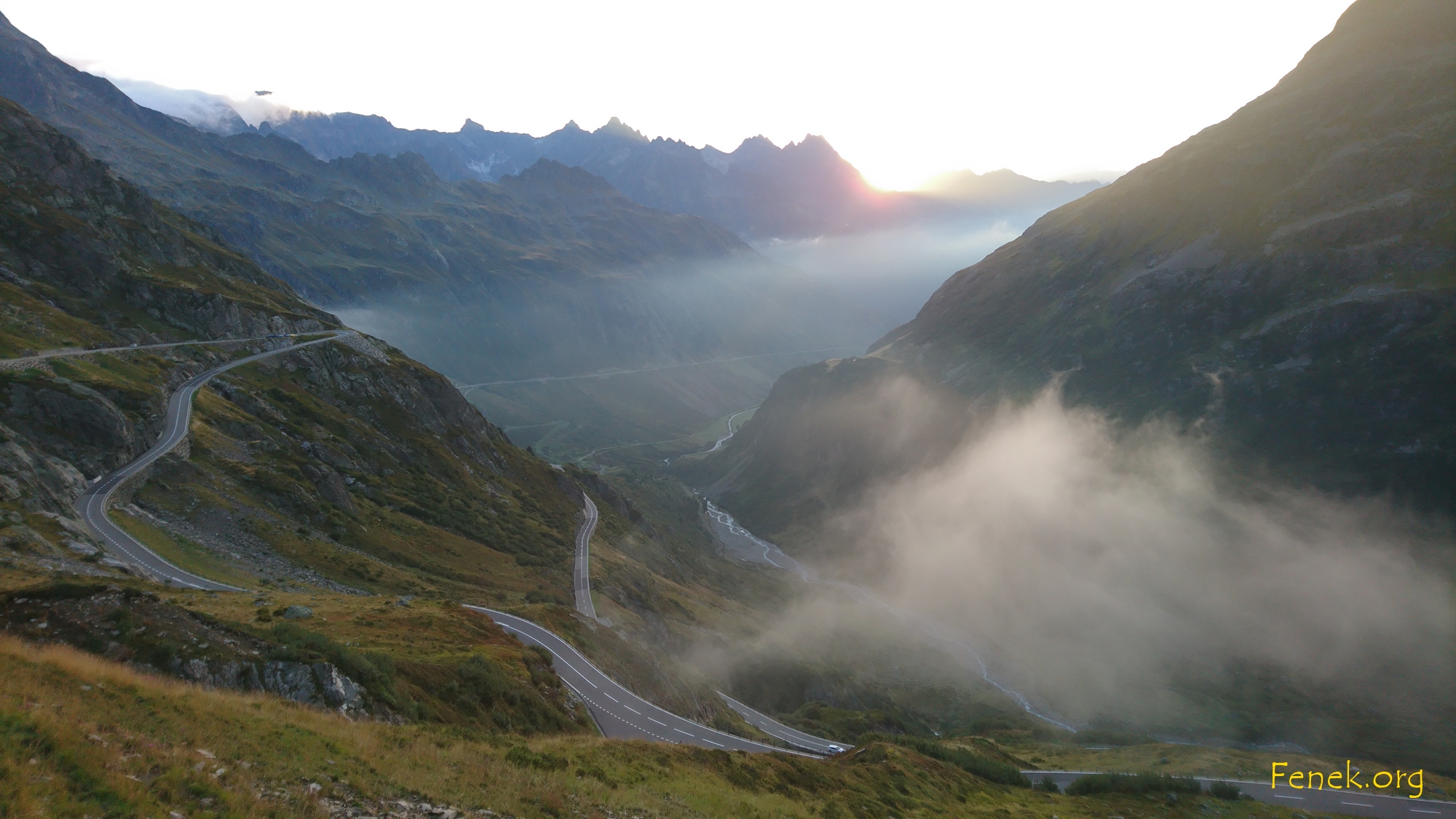 auf dem Sustenpass überblicke ich meine "Spielwiese" des heutigen Tages...