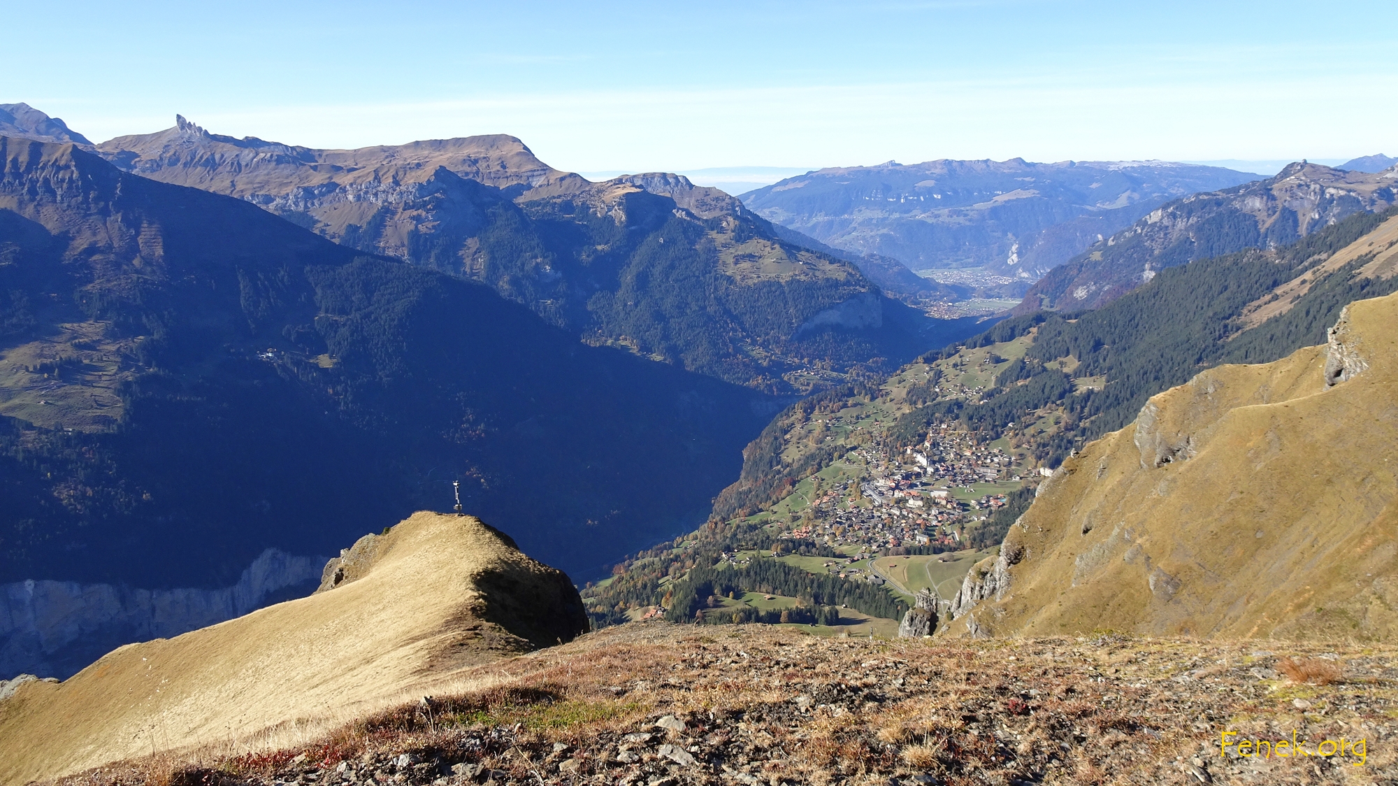 unten das Galtbachhorn und Wengen