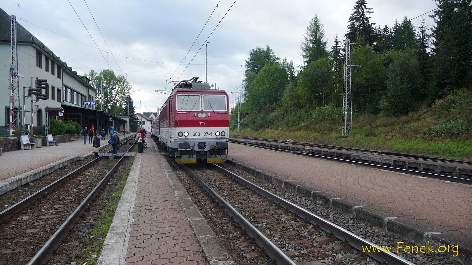Bahnhof Strba