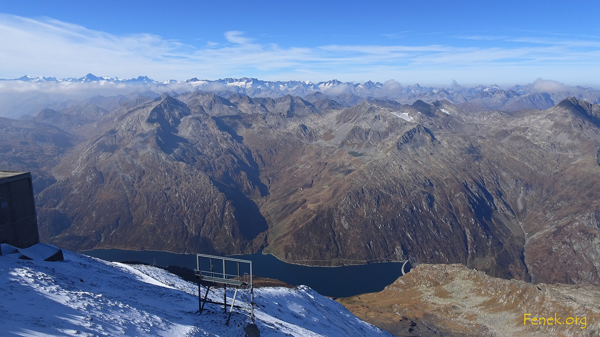 Aussicht vom Gipfel zu den Bernern