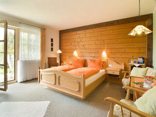 Komfortable Gästezimmer im Landhaus Riedelstein in Drachselsried