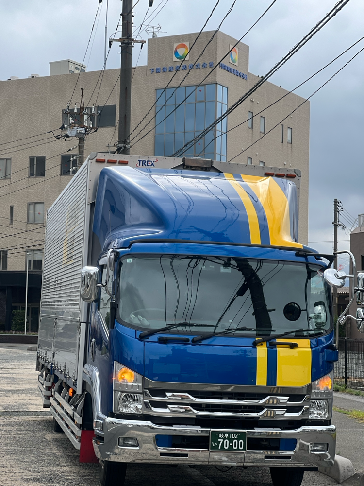 ここに停めて受付行ったなぁ🚚