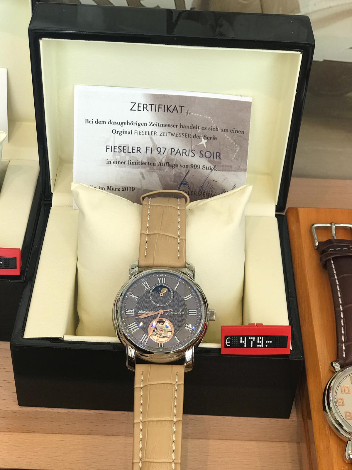 Uhren, Uhr, Fieseler, Lederband, Armbanduhr, Analog