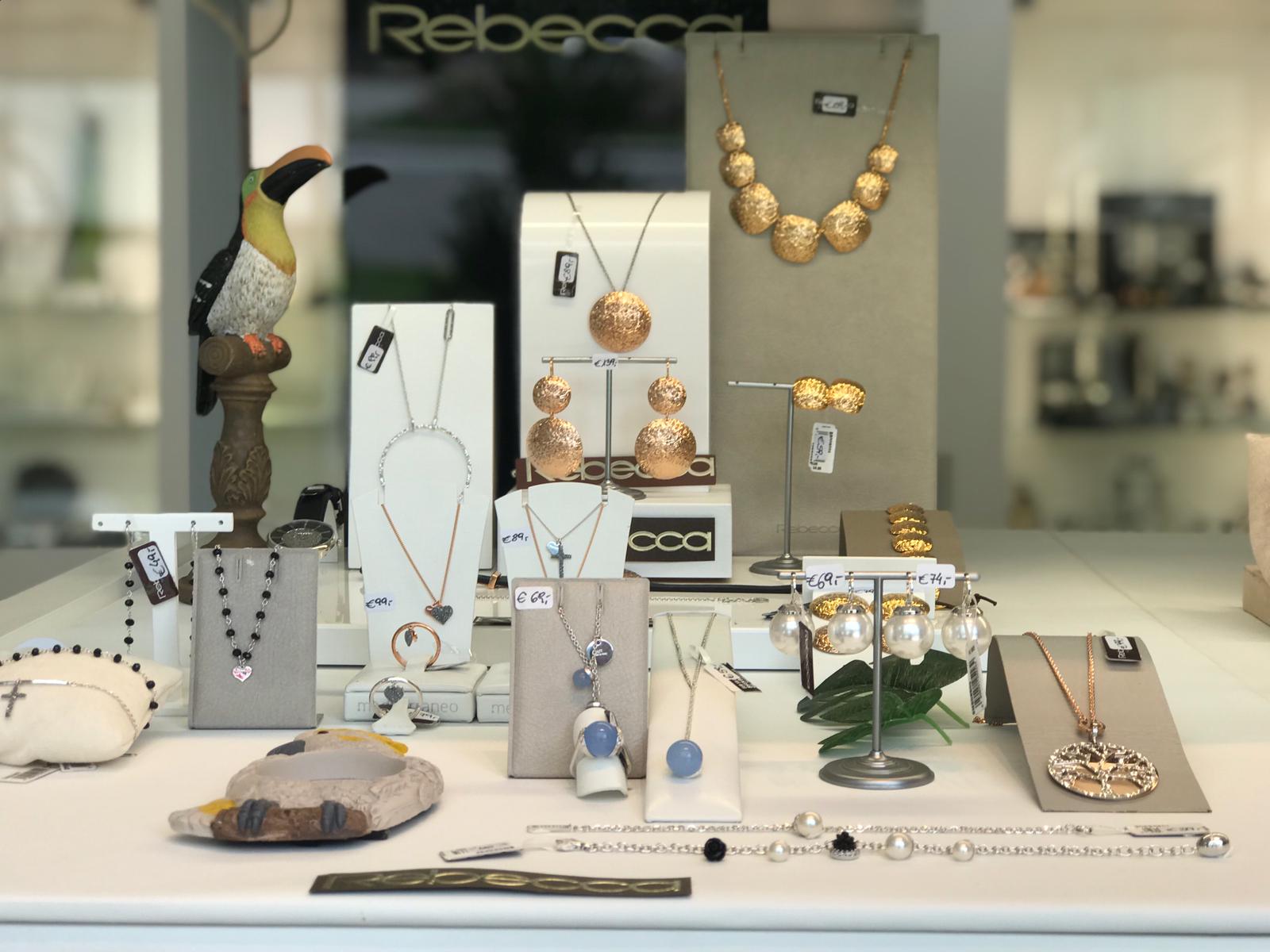 Schmuck, Armbänder, Ketten, Ohrringe, Rebecca, Uhren, Ringe, Trendschmuck