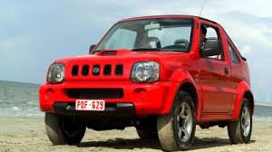 Il Suzuki Jimny di fronte al Mitsubishi Pajero Pinin: due visioni diverse del 4x4 compatto