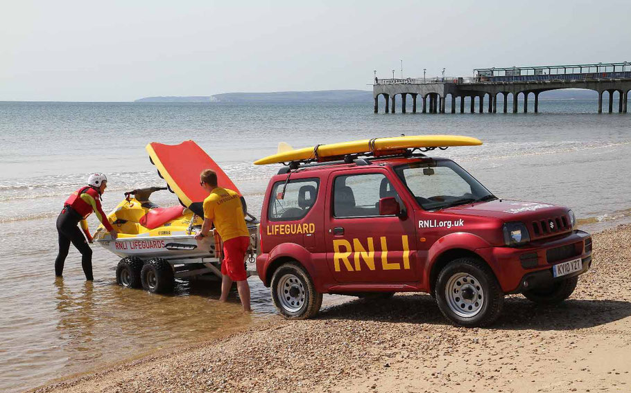Il Suzuki Jimny all’assalto delle spiagge inglese