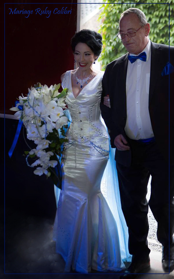 Robe de mariage BLEU & BLANC