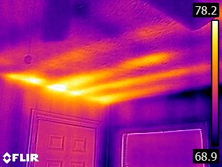 Infrared shows missing insulation in ceiling - Advantis Home Inspection, PLLC